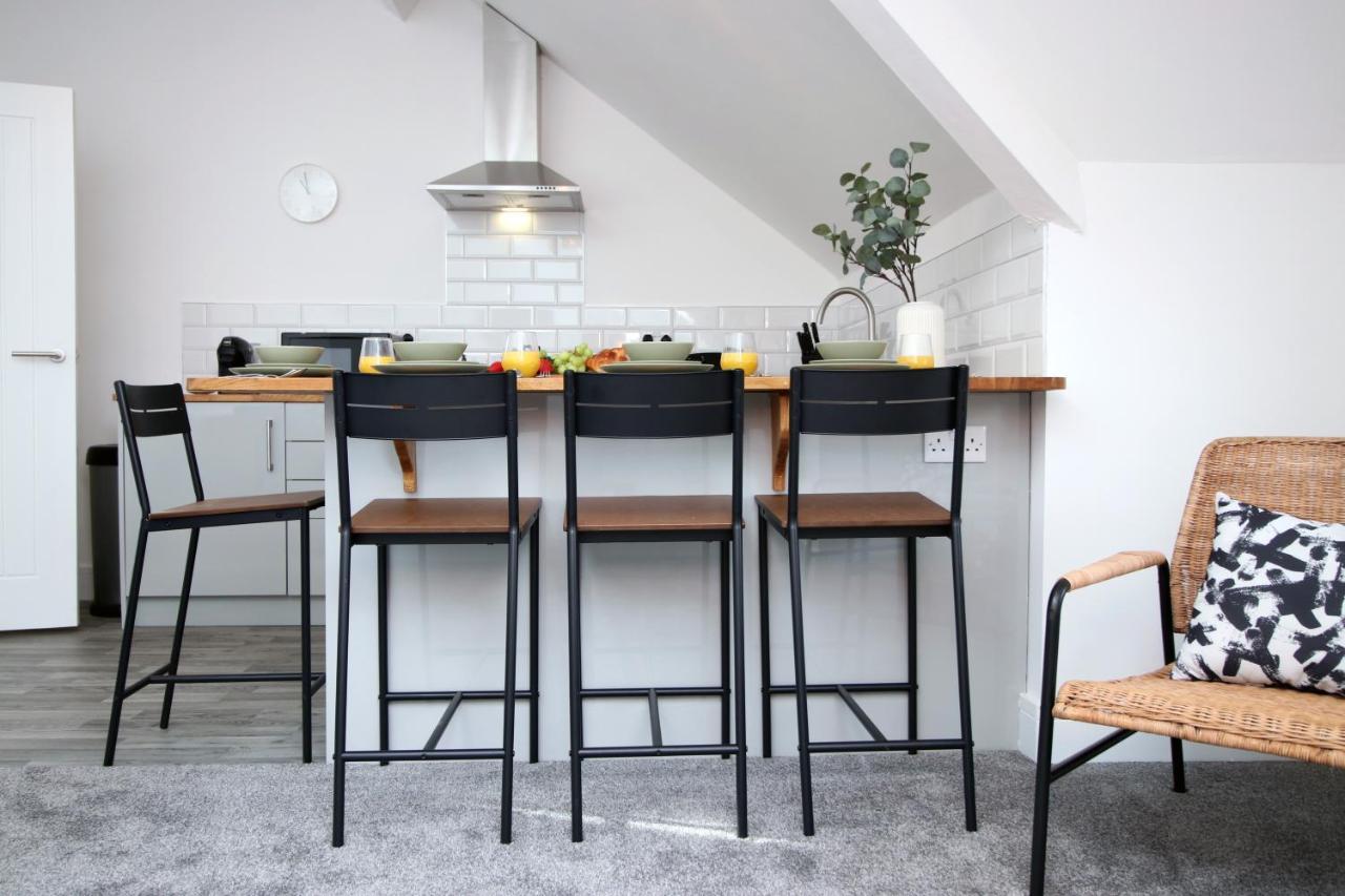 No 49 City Apartments, Perfect For Business And Leisure Stays, 10 Min Drive Into City Centre, Easy Access To Local Transport, 1Br And 2Br Available, Free Parking Cardiff Extérieur photo
