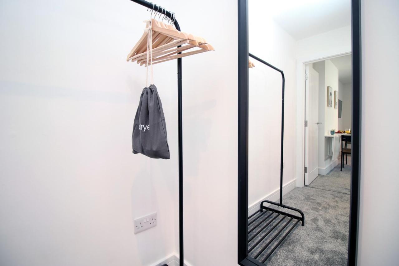 No 49 City Apartments, Perfect For Business And Leisure Stays, 10 Min Drive Into City Centre, Easy Access To Local Transport, 1Br And 2Br Available, Free Parking Cardiff Extérieur photo