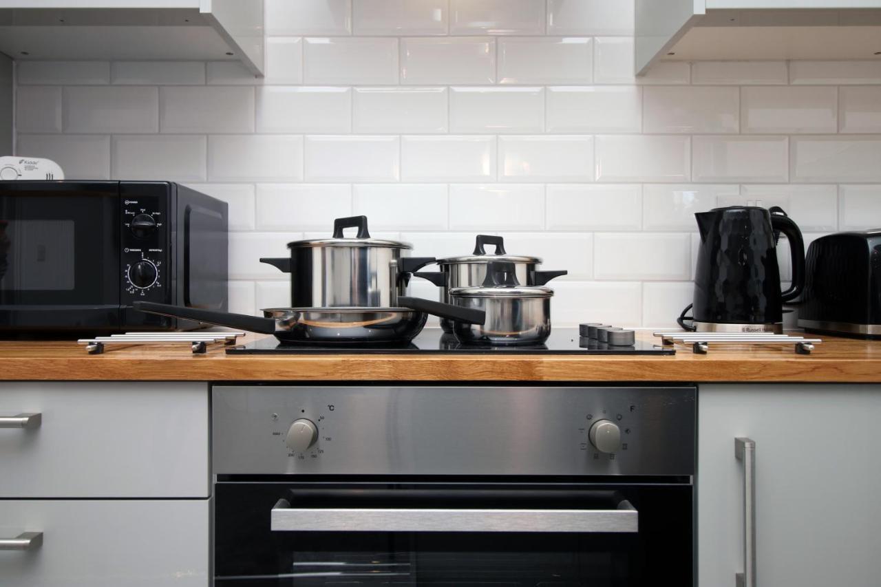 No 49 City Apartments, Perfect For Business And Leisure Stays, 10 Min Drive Into City Centre, Easy Access To Local Transport, 1Br And 2Br Available, Free Parking Cardiff Extérieur photo