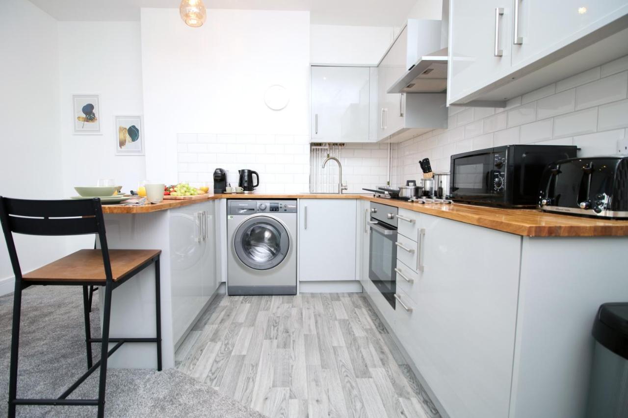 No 49 City Apartments, Perfect For Business And Leisure Stays, 10 Min Drive Into City Centre, Easy Access To Local Transport, 1Br And 2Br Available, Free Parking Cardiff Extérieur photo