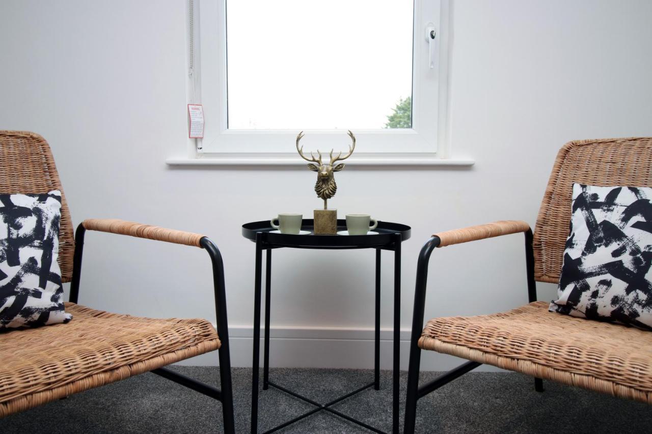 No 49 City Apartments, Perfect For Business And Leisure Stays, 10 Min Drive Into City Centre, Easy Access To Local Transport, 1Br And 2Br Available, Free Parking Cardiff Extérieur photo