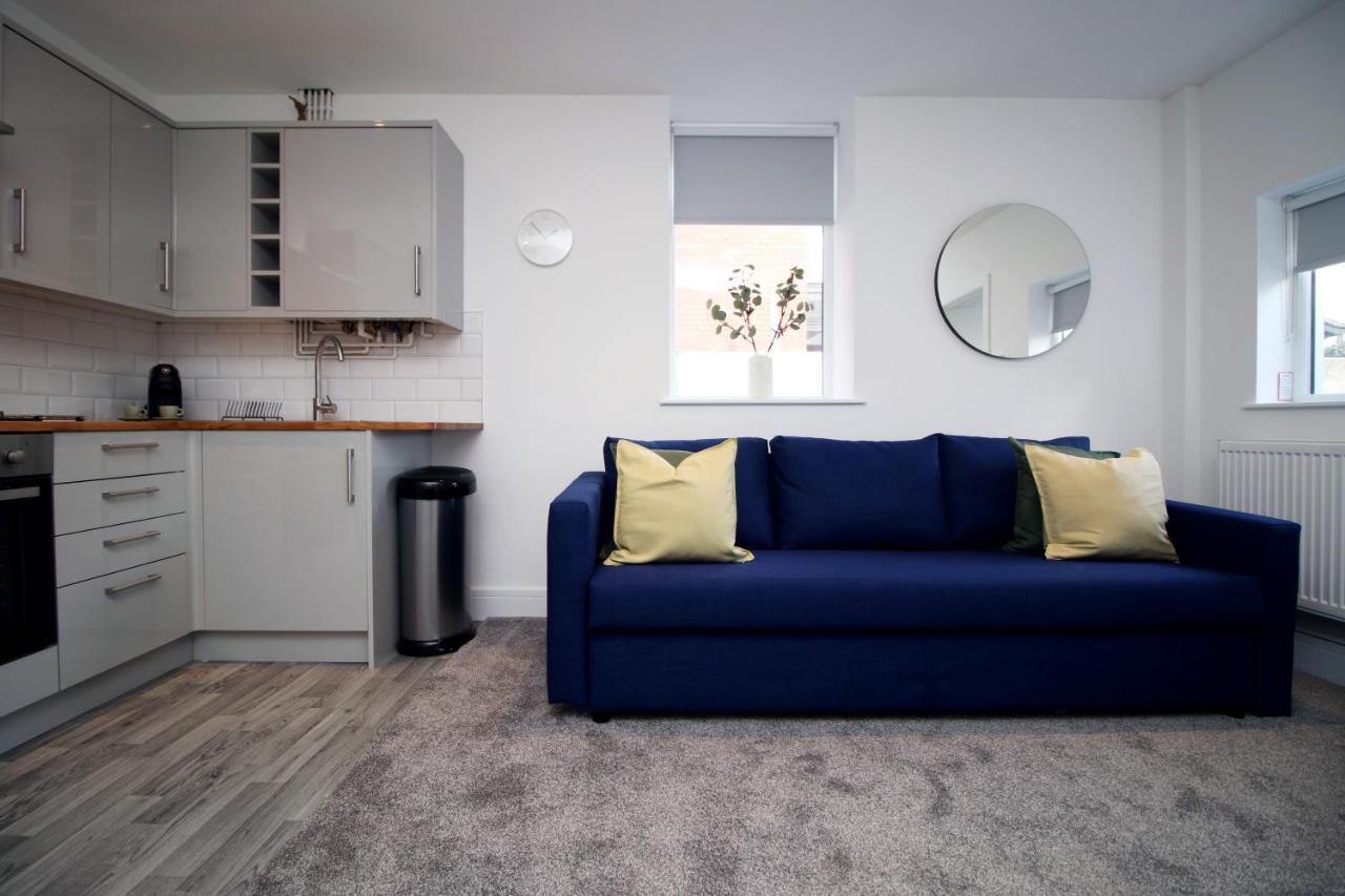 No 49 City Apartments, Perfect For Business And Leisure Stays, 10 Min Drive Into City Centre, Easy Access To Local Transport, 1Br And 2Br Available, Free Parking Cardiff Extérieur photo