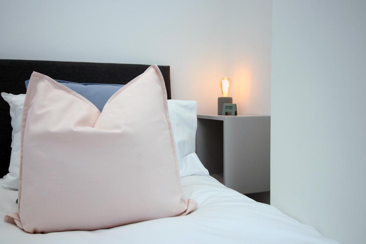 No 49 City Apartments, Perfect For Business And Leisure Stays, 10 Min Drive Into City Centre, Easy Access To Local Transport, 1Br And 2Br Available, Free Parking Cardiff Extérieur photo