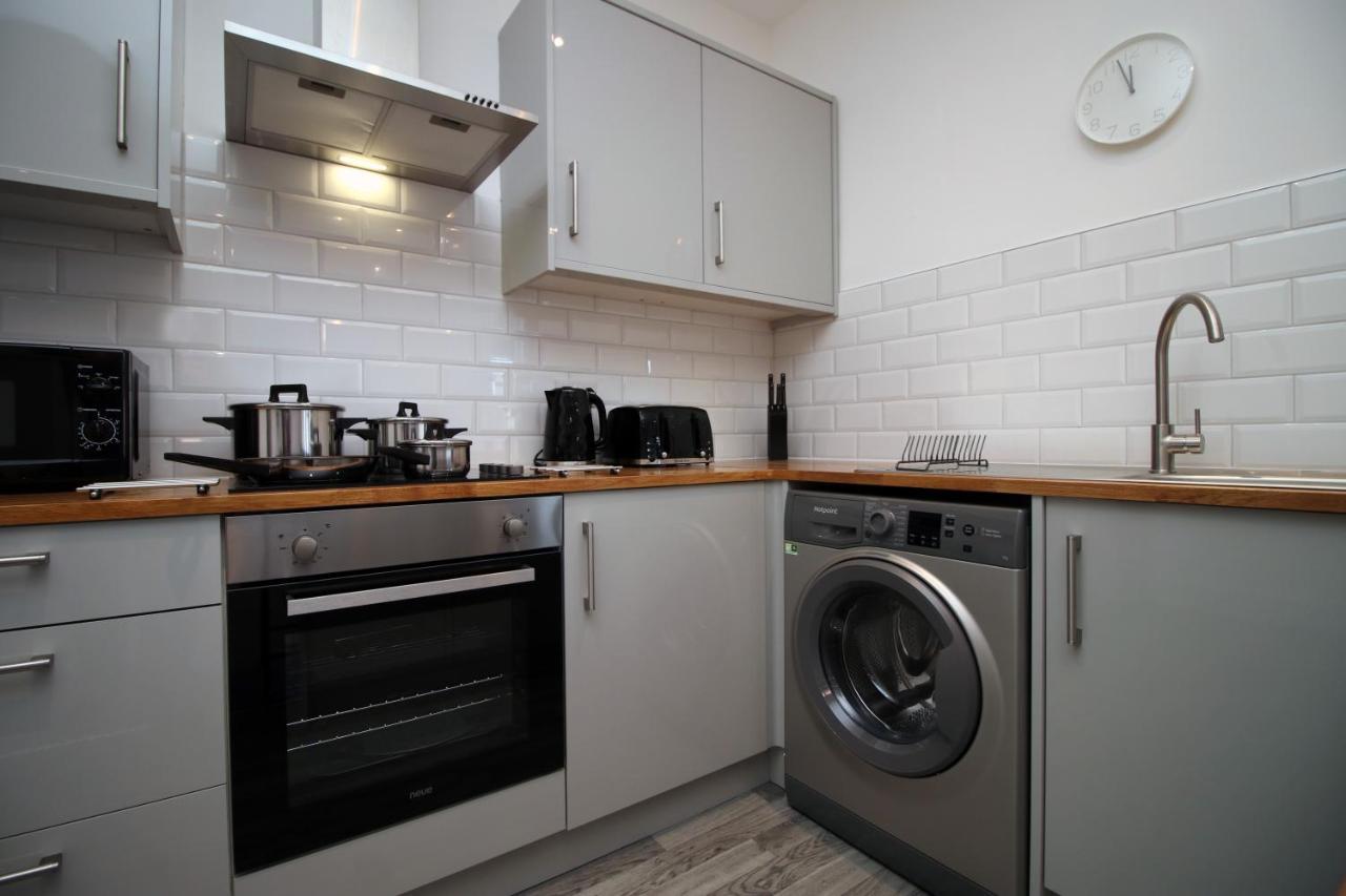 No 49 City Apartments, Perfect For Business And Leisure Stays, 10 Min Drive Into City Centre, Easy Access To Local Transport, 1Br And 2Br Available, Free Parking Cardiff Extérieur photo